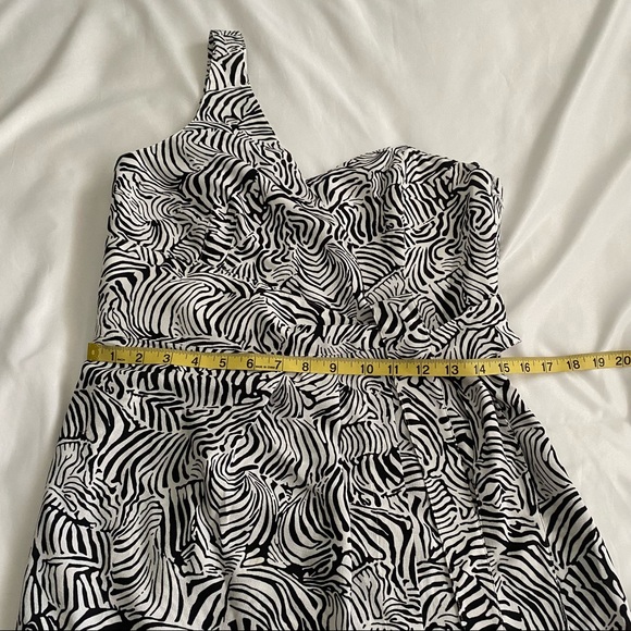 Club Monaco Zebra Print Wrap Dress - Picture 5 of 9